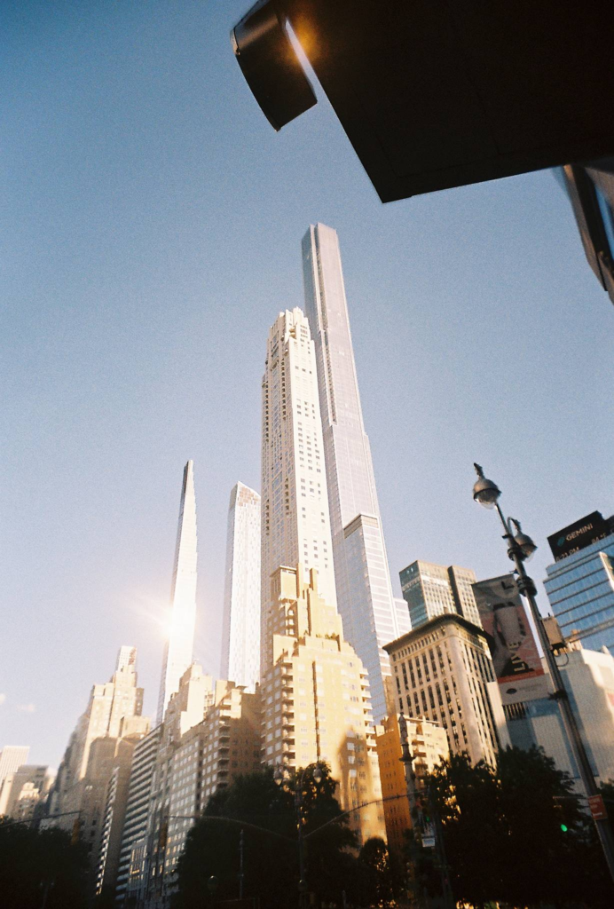 Hasil foto kamera analog wide angle LomoApparat Neubau 21 mm